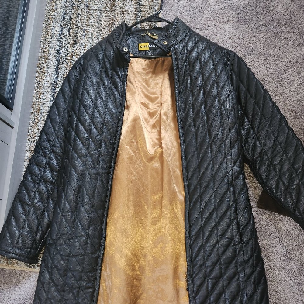 SHEBANG full length genuine leather quilted coat M